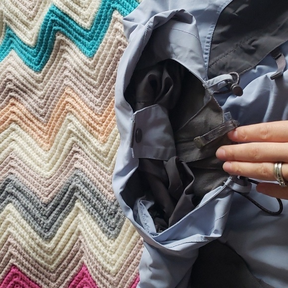 North Face women's Blue Hyvent Vented Hooded Rain Snow Skirt Lined Jacket medium - Picture 13 of 16